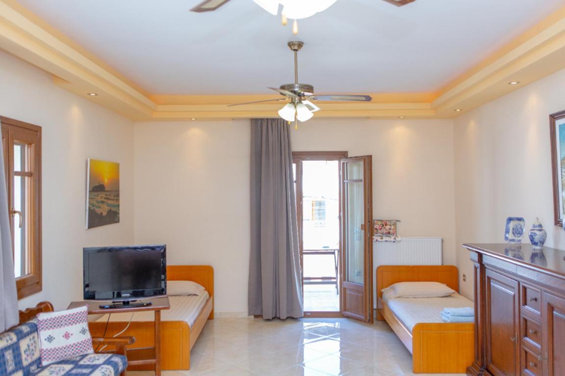 Like Home Naxos Naxos City ภายนอก รูปภาพ